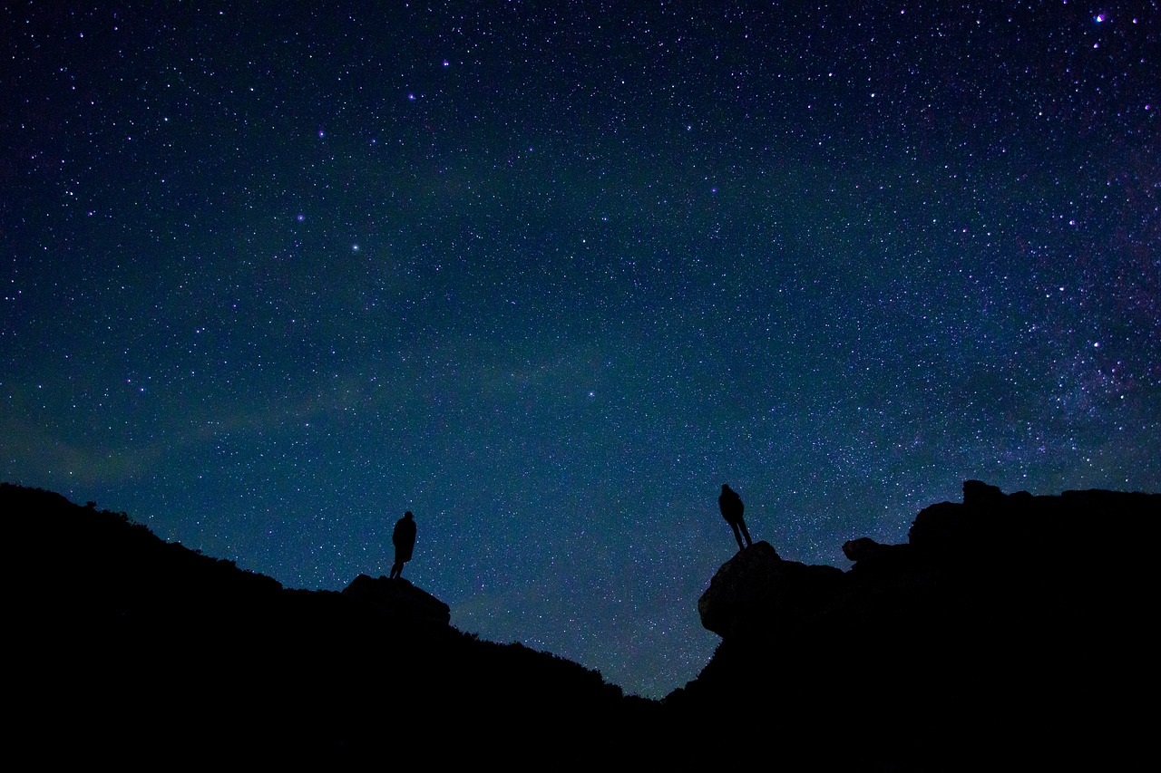 Top outdoor activities to experience under the stars 